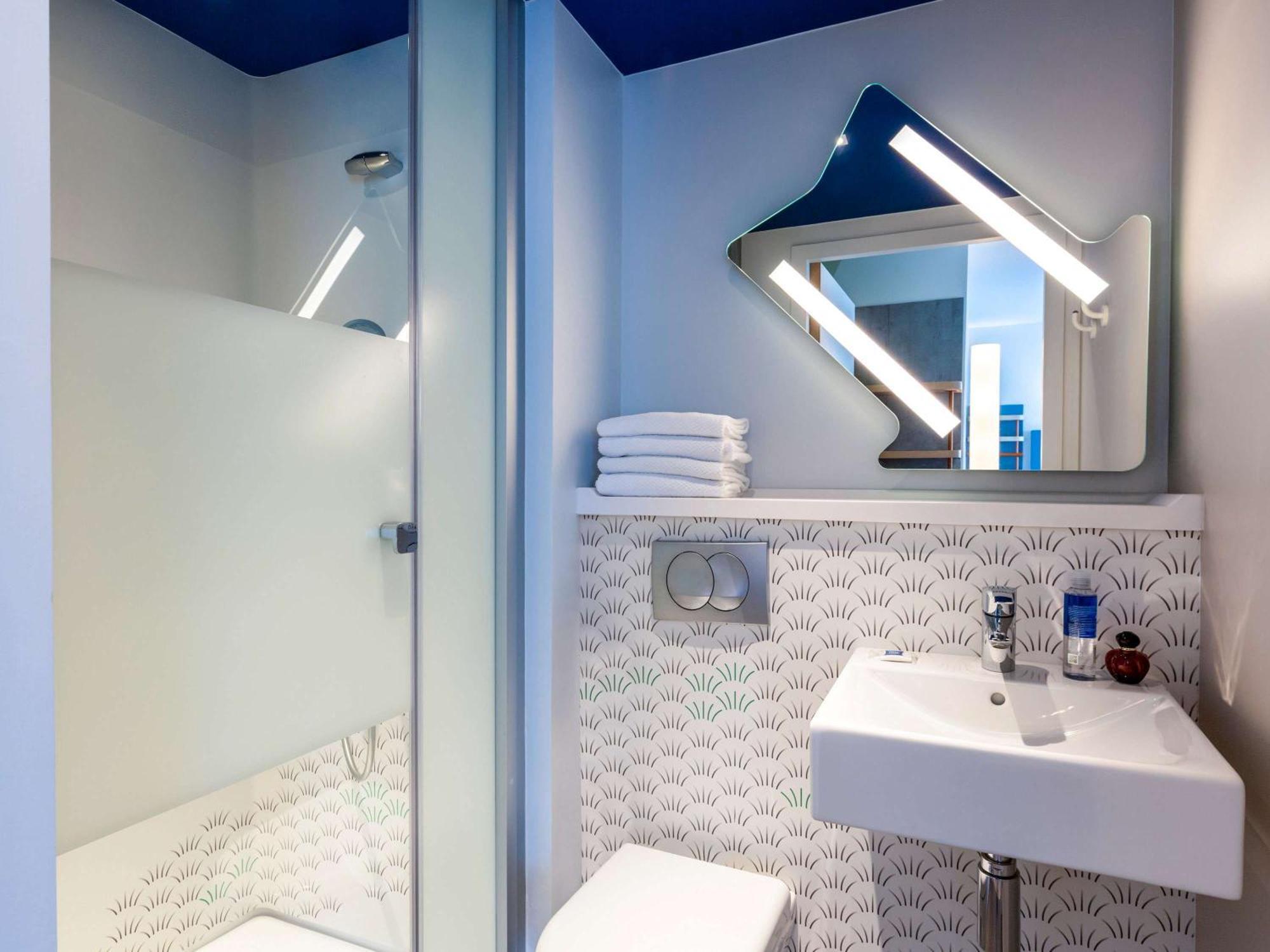 Hotel Ibis Budget Paris Mairie 2*