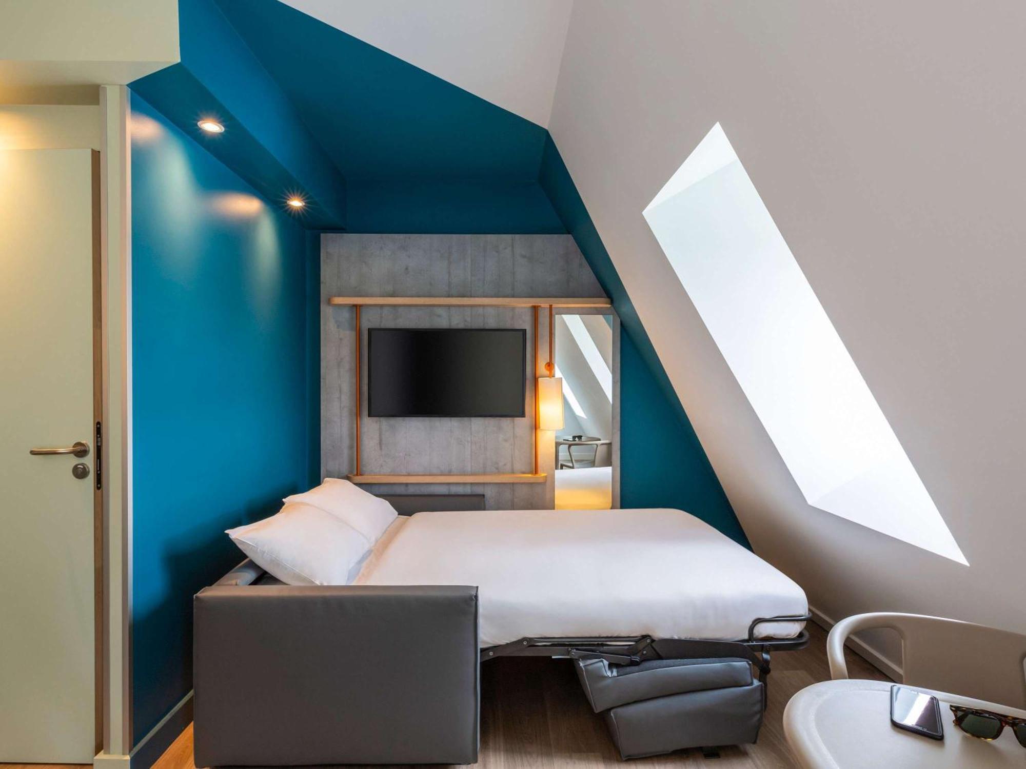 Hotel Ibis Budget Paris Mairie 2*