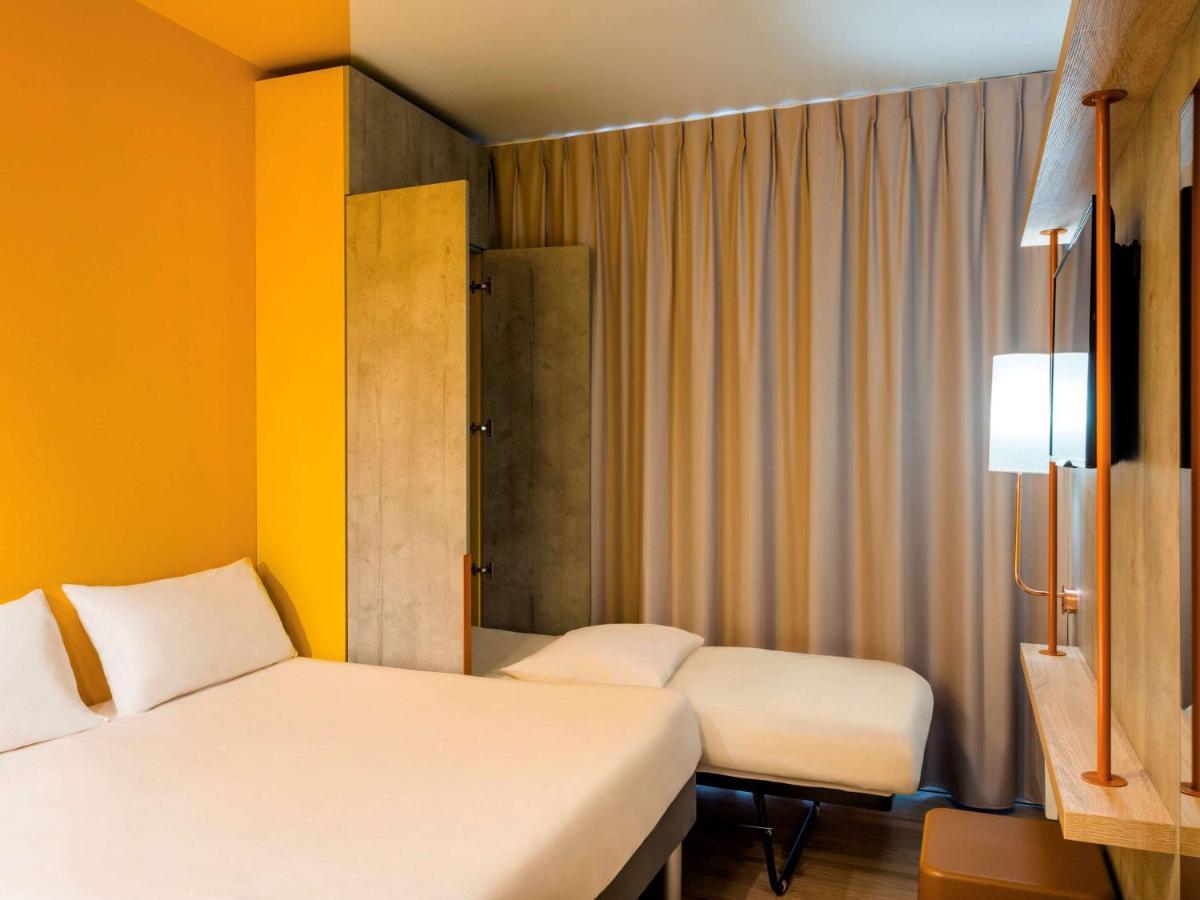 Ibis Budget Paris Mairie Hotel 2*